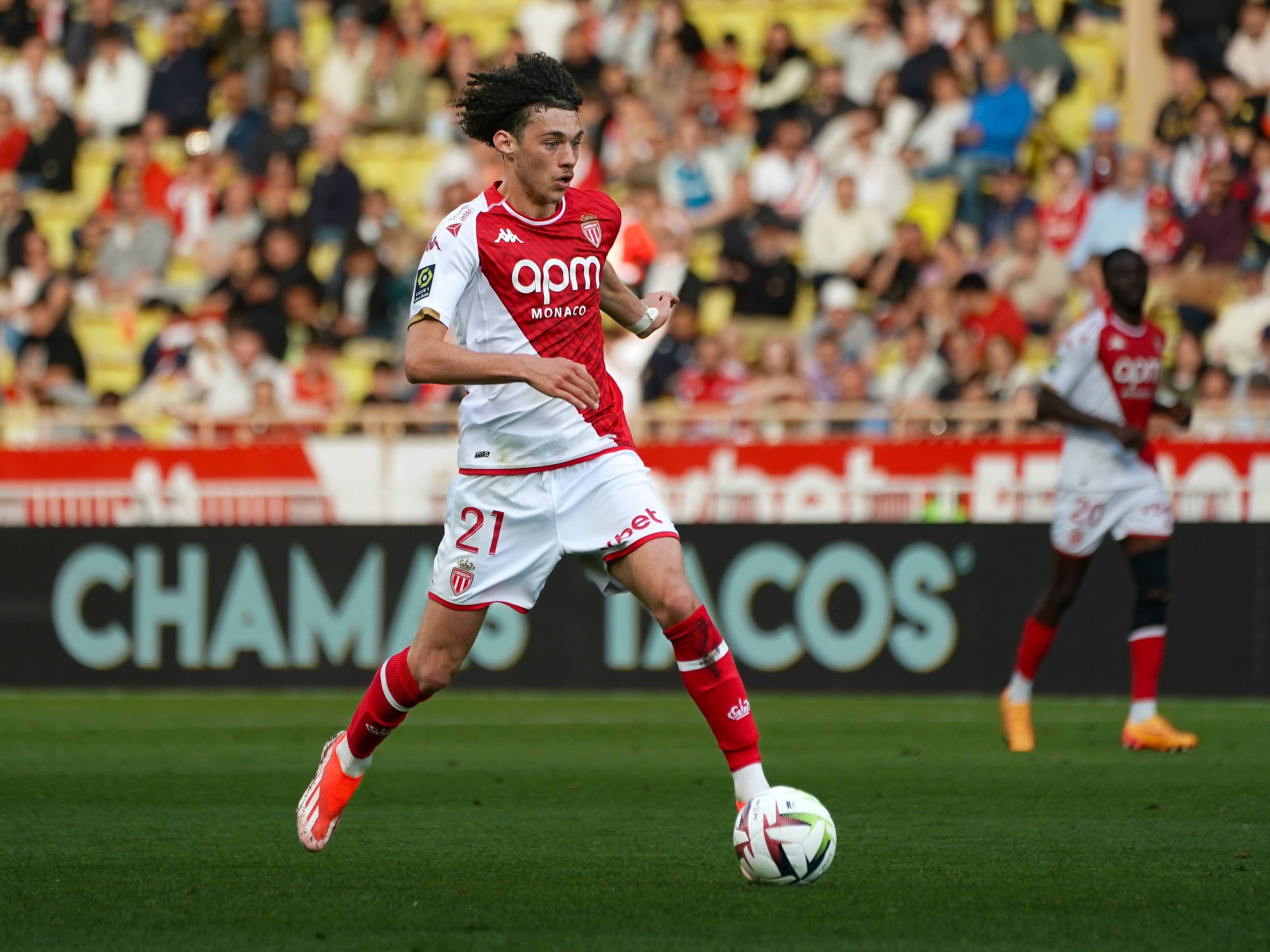 关于赛地聚焦:法甲国际比赛日热度飙升,亚特兰大主帅复盘,赛场秩序良好,训练强度明显提升的信息 关于赛地聚焦:法甲国际比赛日热度飙升,亚特兰大主帅复盘,赛场秩序良好,训练强度明显提升的信息