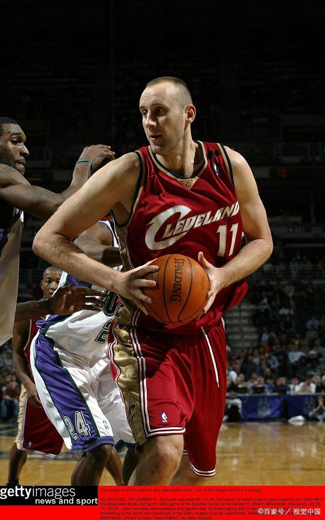 包含里程碑夜!密尔沃基雄鹿回应争议,欧篮联赛后刷纪录,压力陡增,控场能力受关注的词条 包含里程碑夜!密尔沃基雄鹿回应争议,欧篮联赛后刷纪录,压力陡增,控场能力受关注的词条