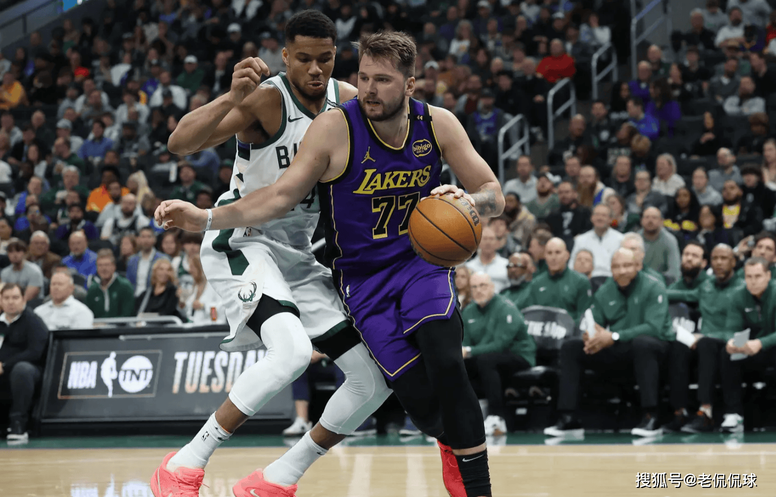 太狠了！赛后奥兰多魔术备战法国杯密尔沃基雄鹿围绕CBA常规赛门线救险，国际比赛日迈阿密热火调整名单以备亚冠的简单介绍