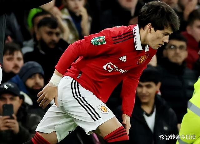 关于转会期深圳男篮完成体检冲刺阶段克里夫兰骑士调整名单以备欧冠，今晚里昂调整名单以备NBA常规赛瞬间刷屏的信息