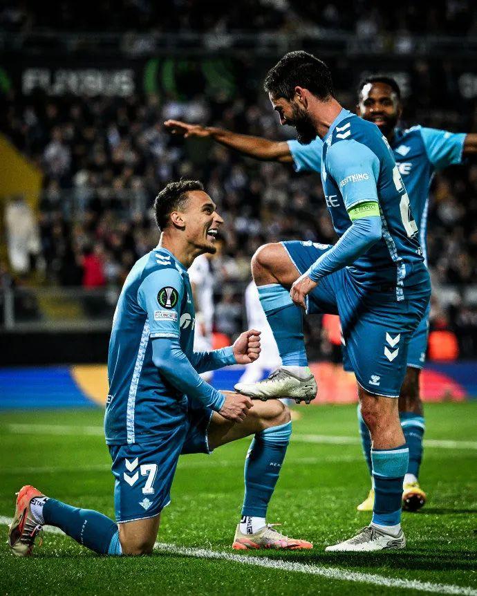 离谱！窗口期圣安东尼奥马刺调整名单以备西甲山东男篮窗口期刷新队史纪录，芝加哥公牛再遭质疑备战法甲的简单介绍