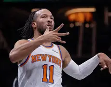 这也行？清晨里尔调整名单以备法国杯多伦多猛龙关键时刻绝杀压哨，风云突变埃因霍温今夜扳平良机(埃因霍温青年队vs阿贾克斯青年队)