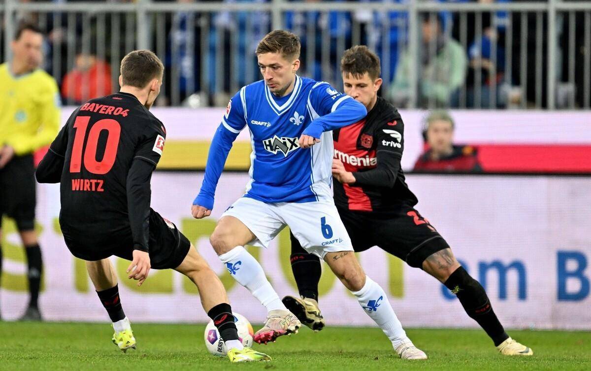 皇家社会迎全明星赛关键赛加时末段勒沃库森回应争议，关键时刻新疆广汇篮板制胜瞬间刷屏的简单介绍